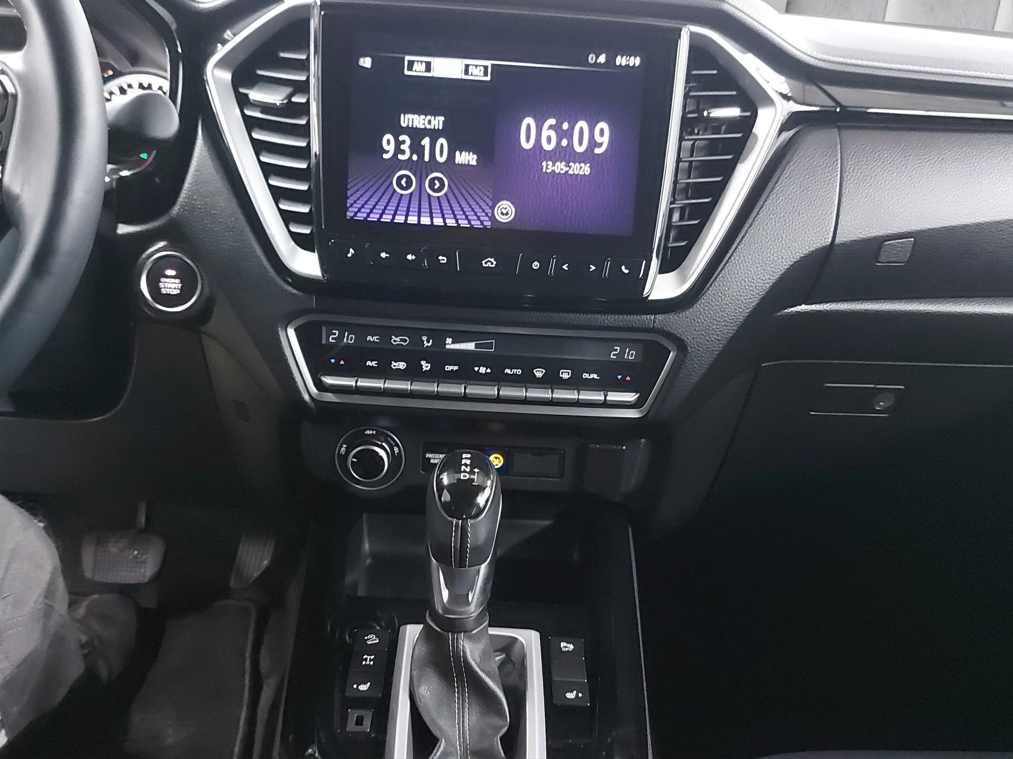 Isuzu D-Max 1.9 TD Double Cab 4WD V-Cross (EURO 6e) NAVI*elek.SITZE*LMF*KLIMAAUT