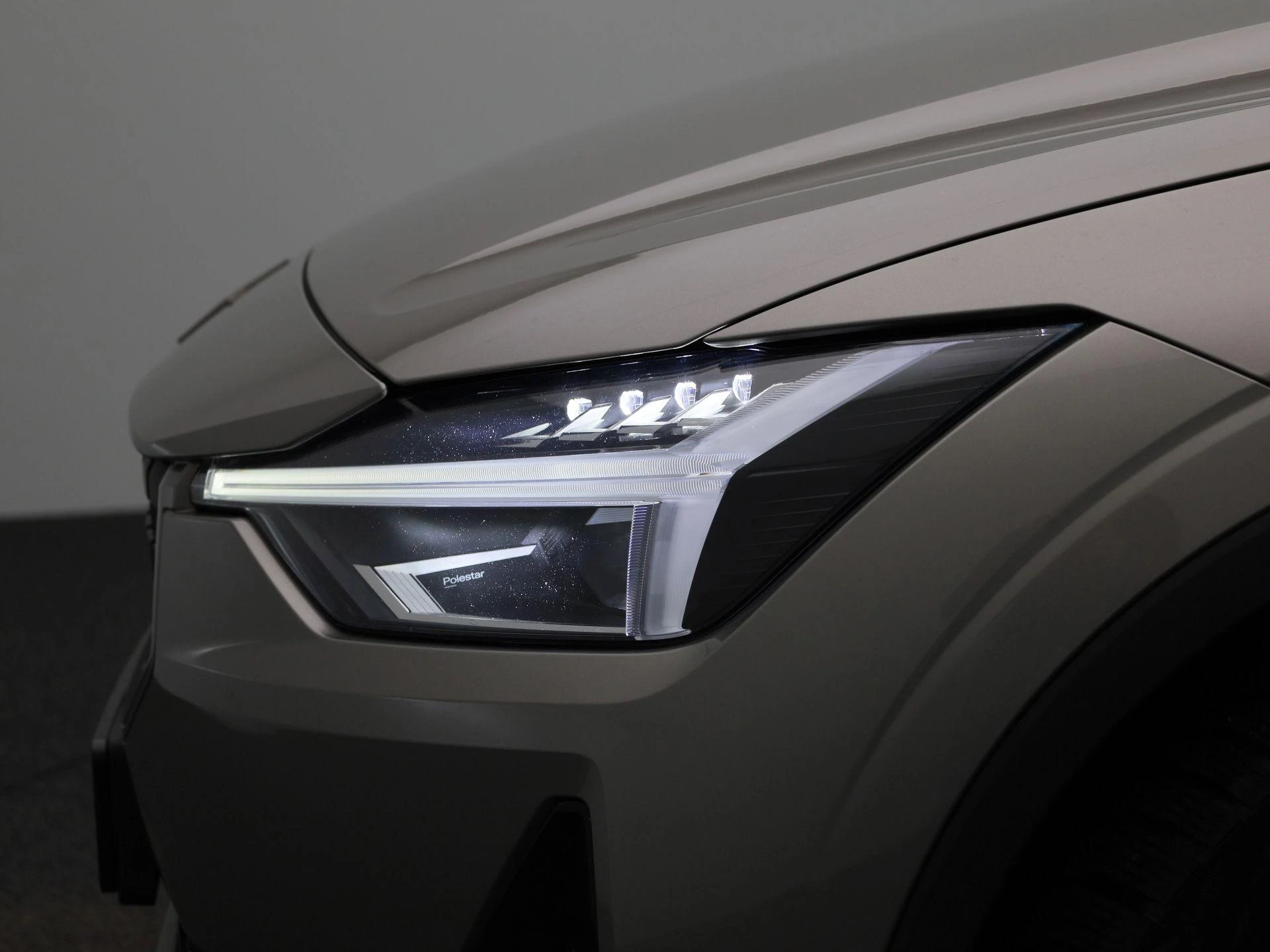 Polestar-2-image-16