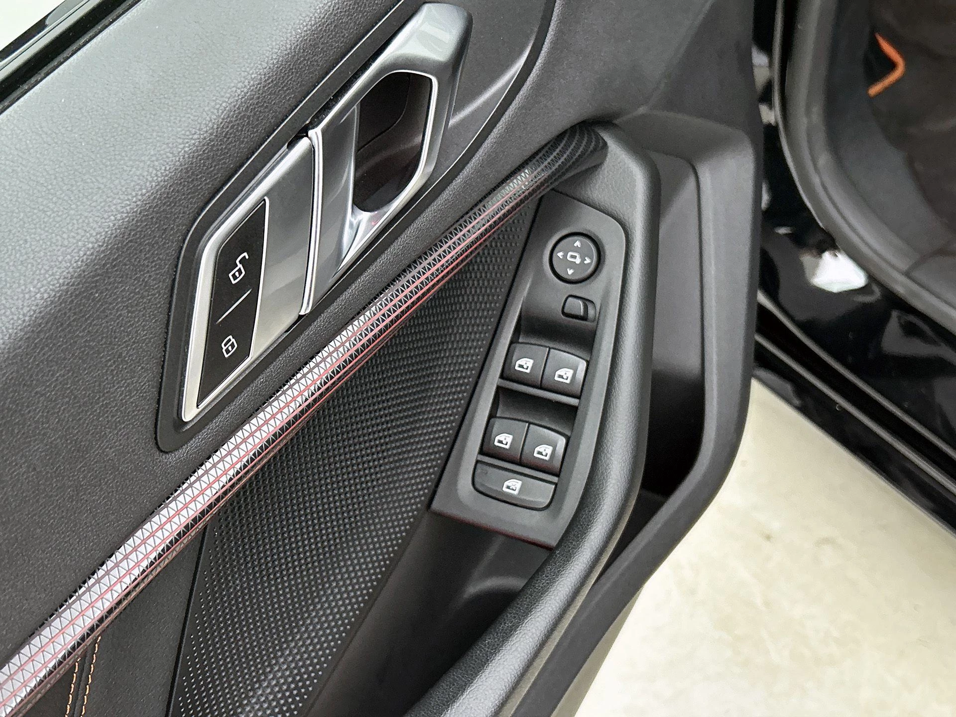 BMW-2 Serie-image-27