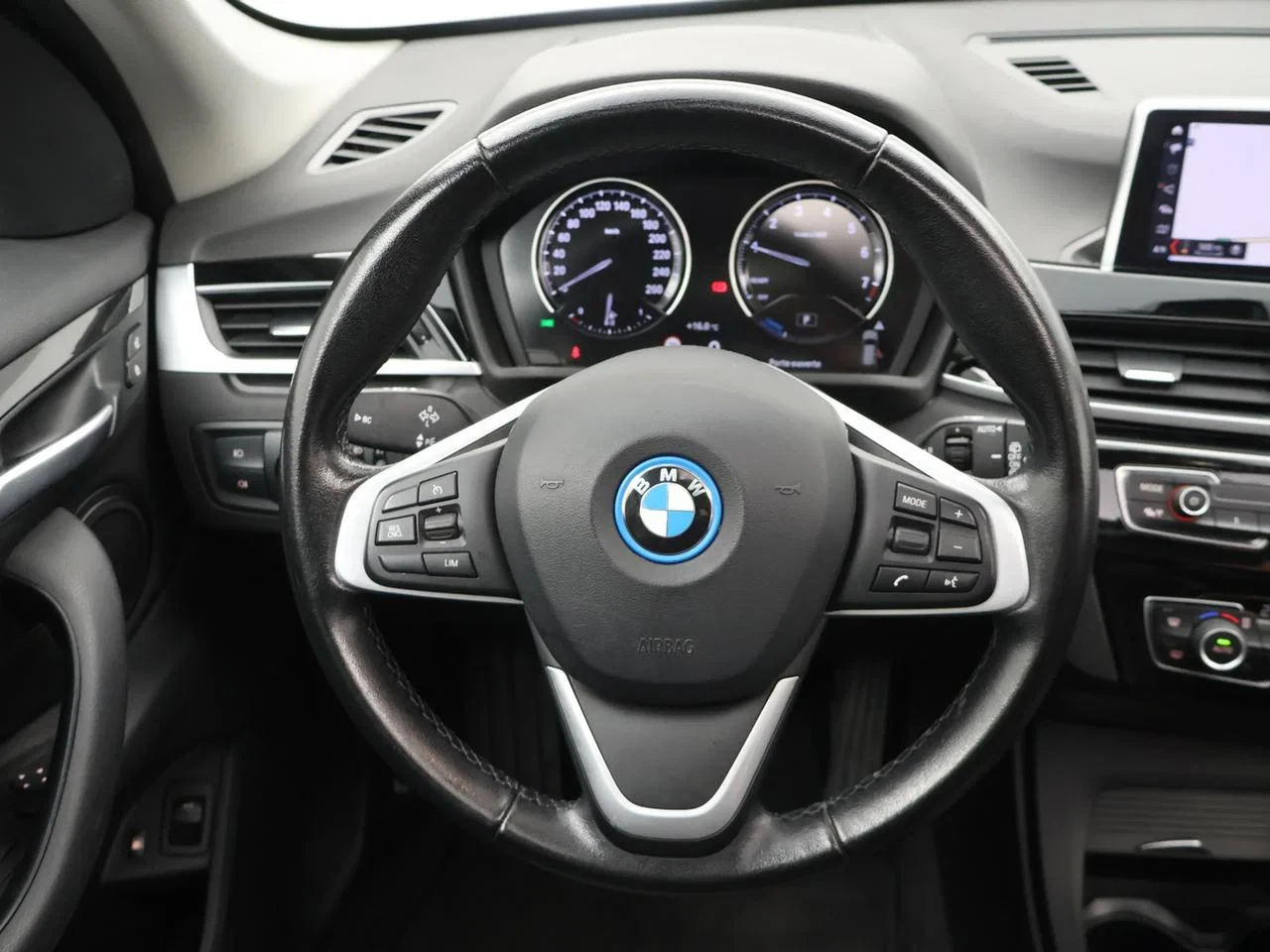 BMW-X1-image-14