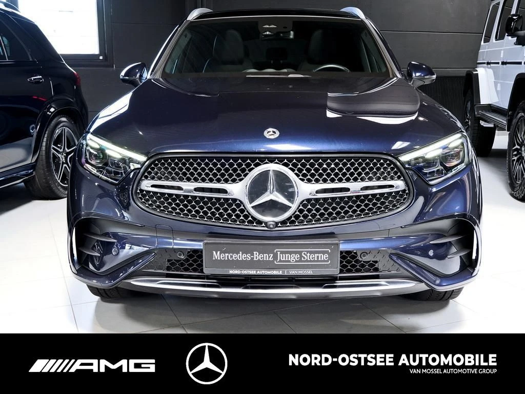 Mercedes-Benz GLC 300 d 4M AMG 360 ACC AHK HUD TEMPOMAT PDC AMG Line