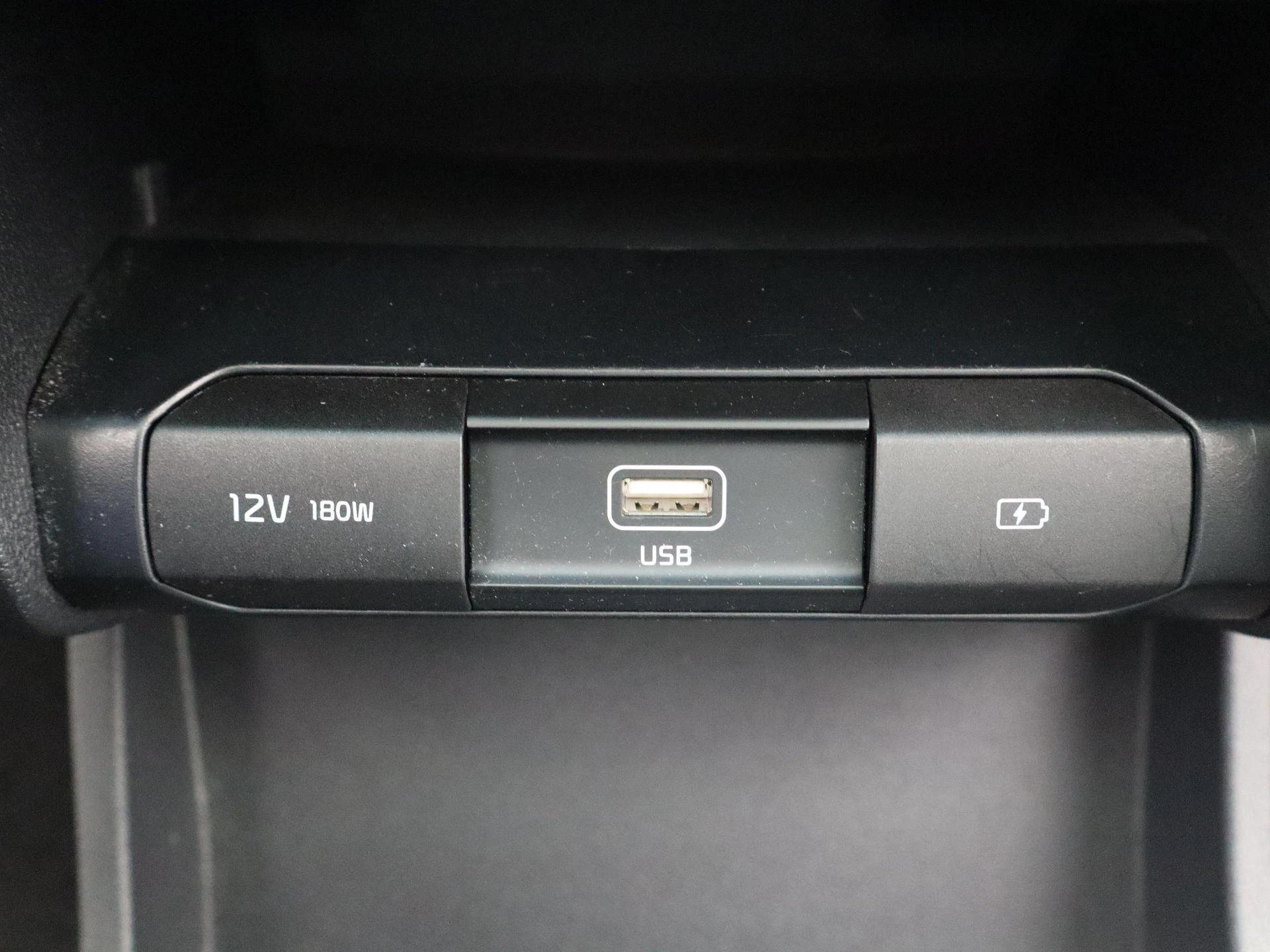 Kia-e-Niro-image-16