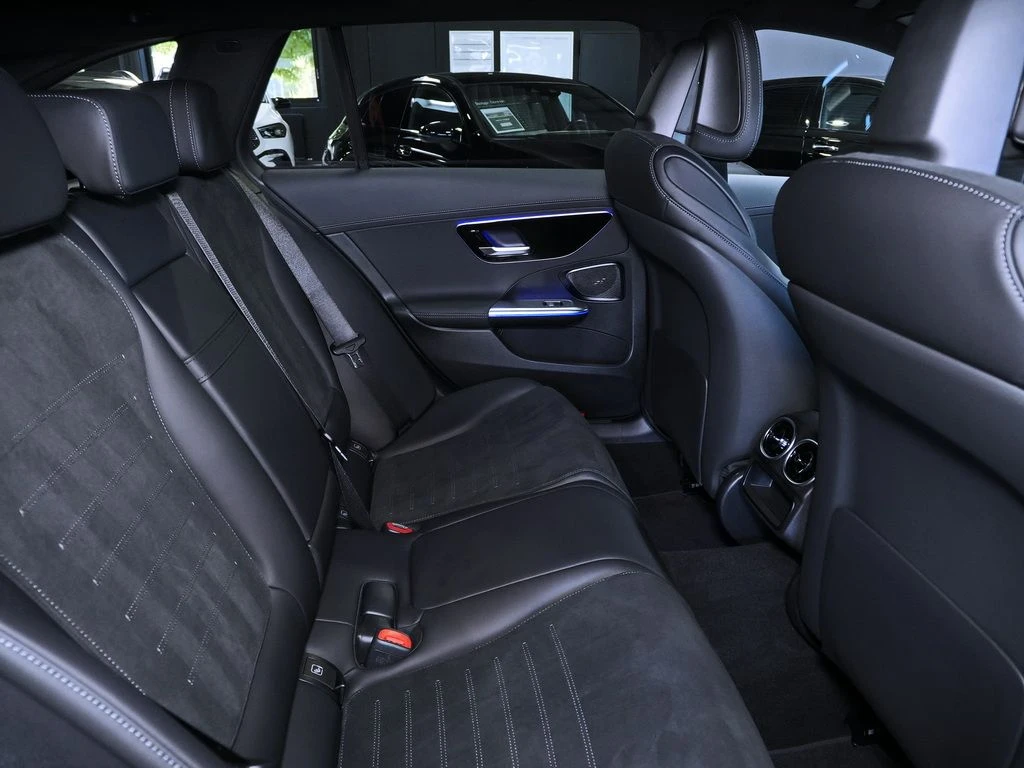 Mercedes-Benz-C-Klasse 220 d-image-13