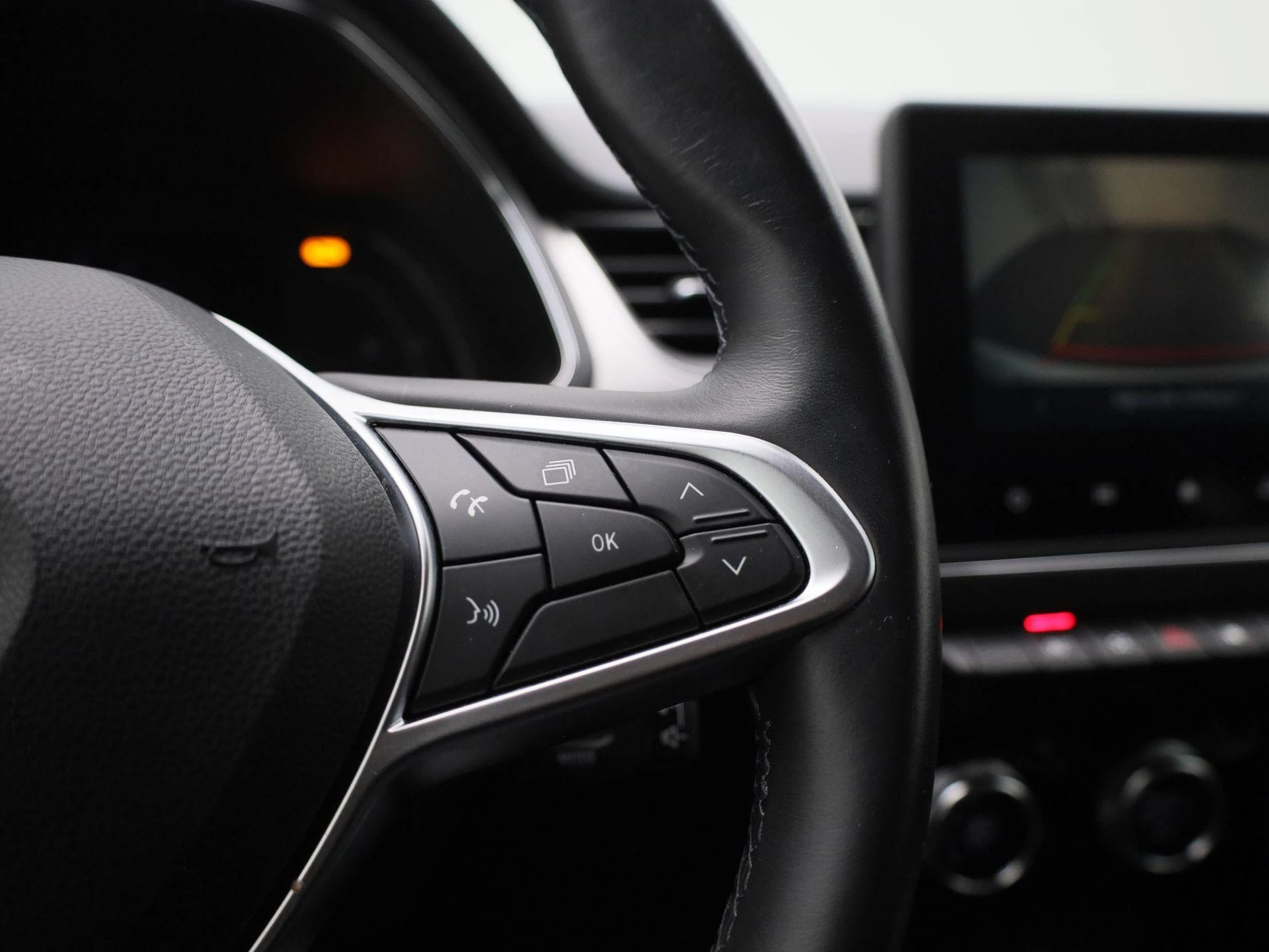 Renault-Captur-image-18