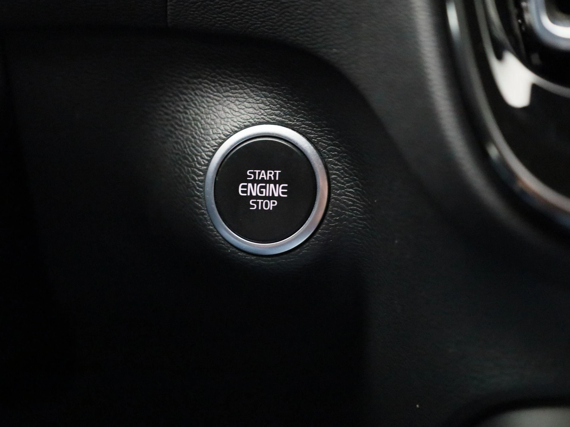 Volvo-XC40-image-22