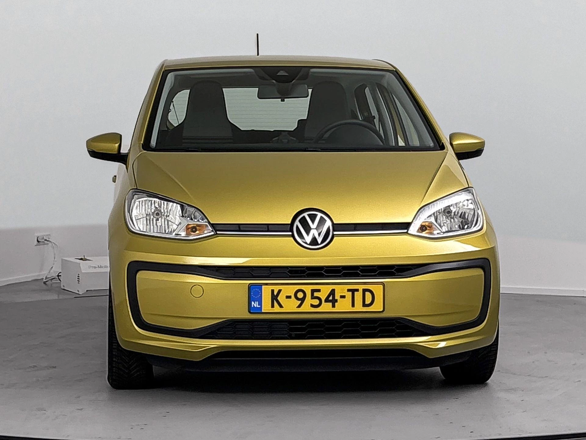 Volkswagen-up!-image-4