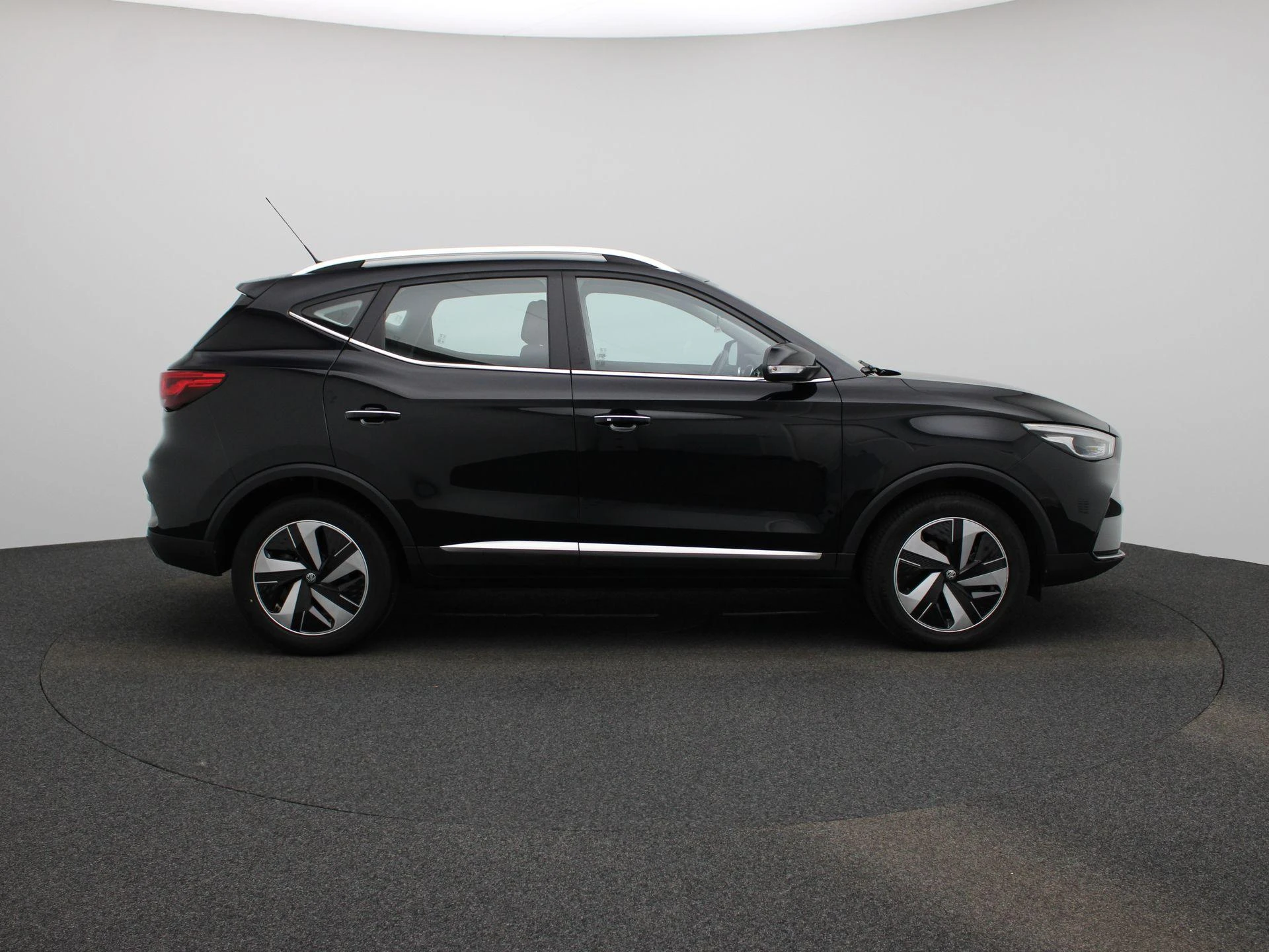 MG-ZS EV-image-5