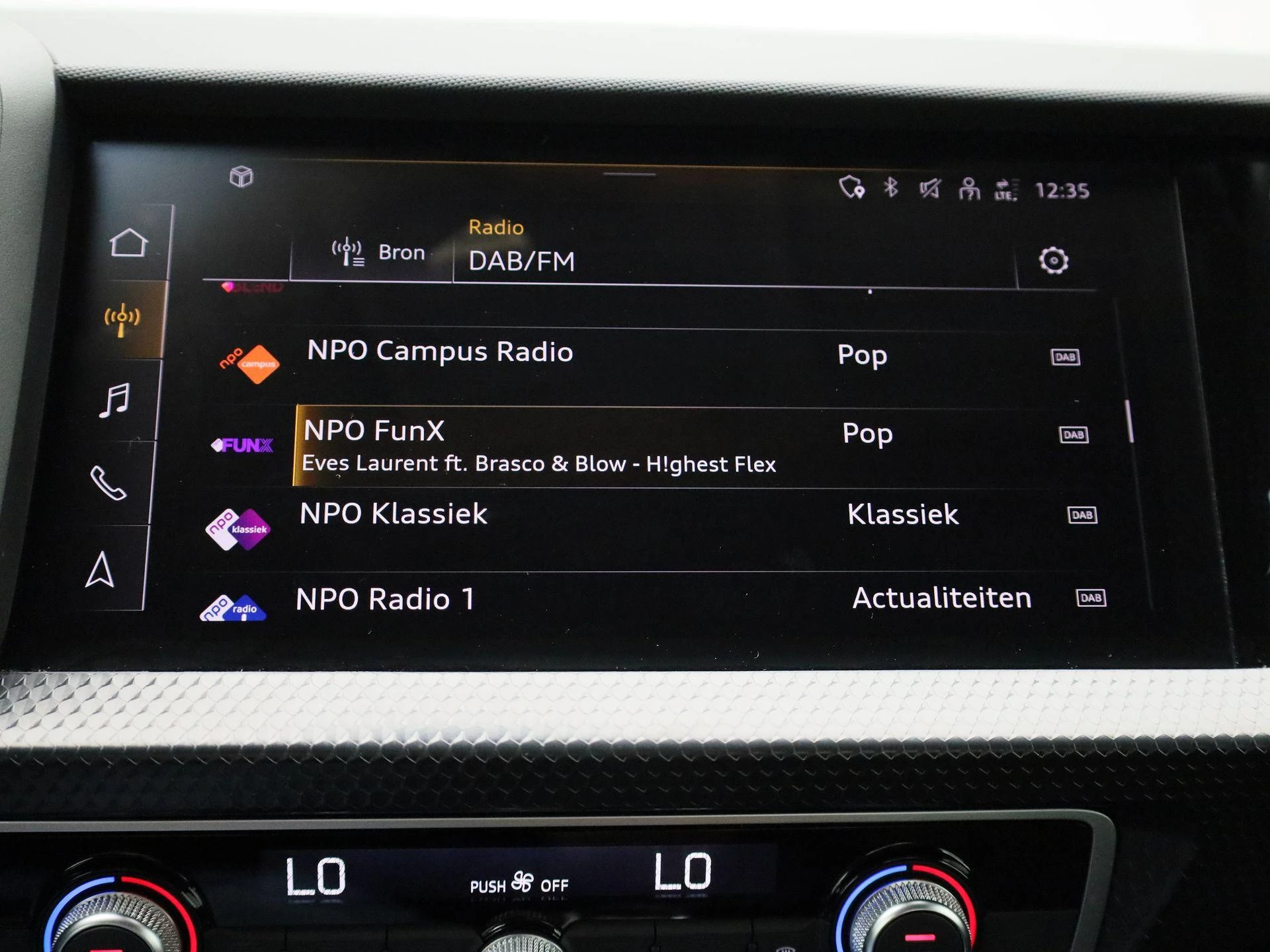 Audi-A1 Sportback-image-16