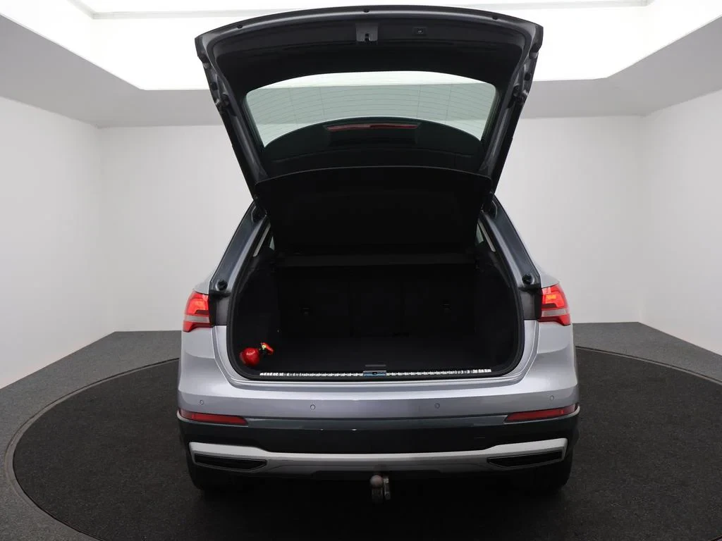 Audi-Q3-image-15