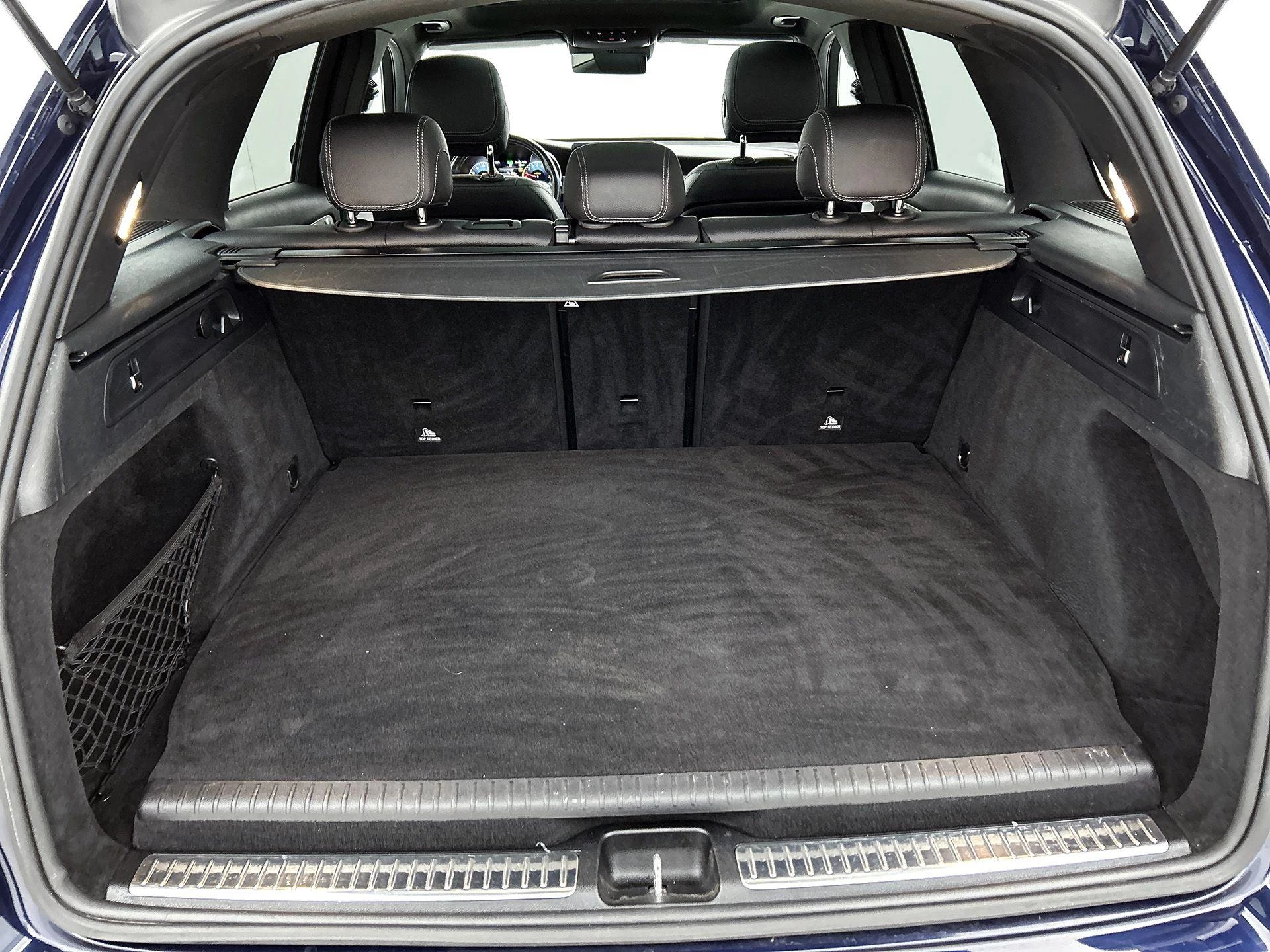 Mercedes-Benz-GLC-image-11