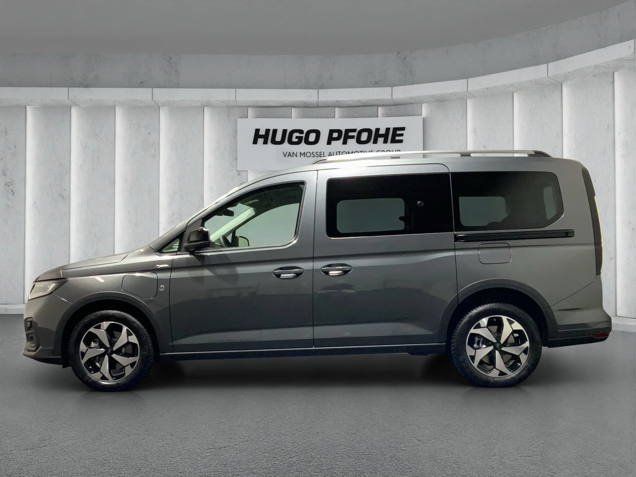 Ford Tourneo Connect Grand Active L2 1.5 l EcoBoost PHEV 110 kW