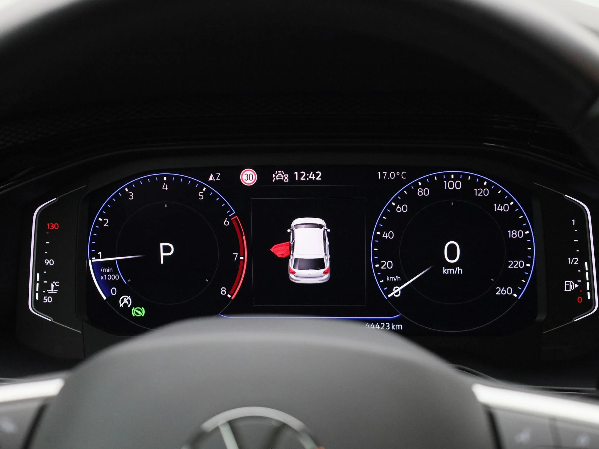 Volkswagen-Polo-image-7