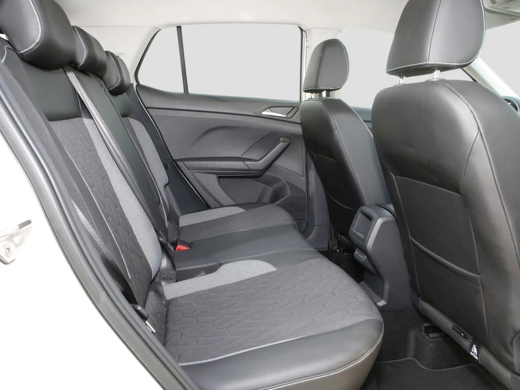 Volkswagen-T-Cross-image-10
