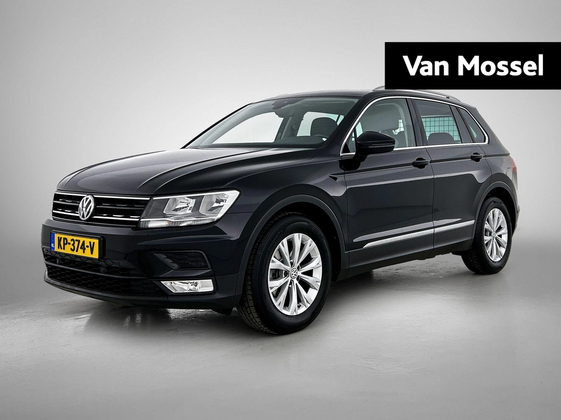 Volkswagen-Tiguan-image-0