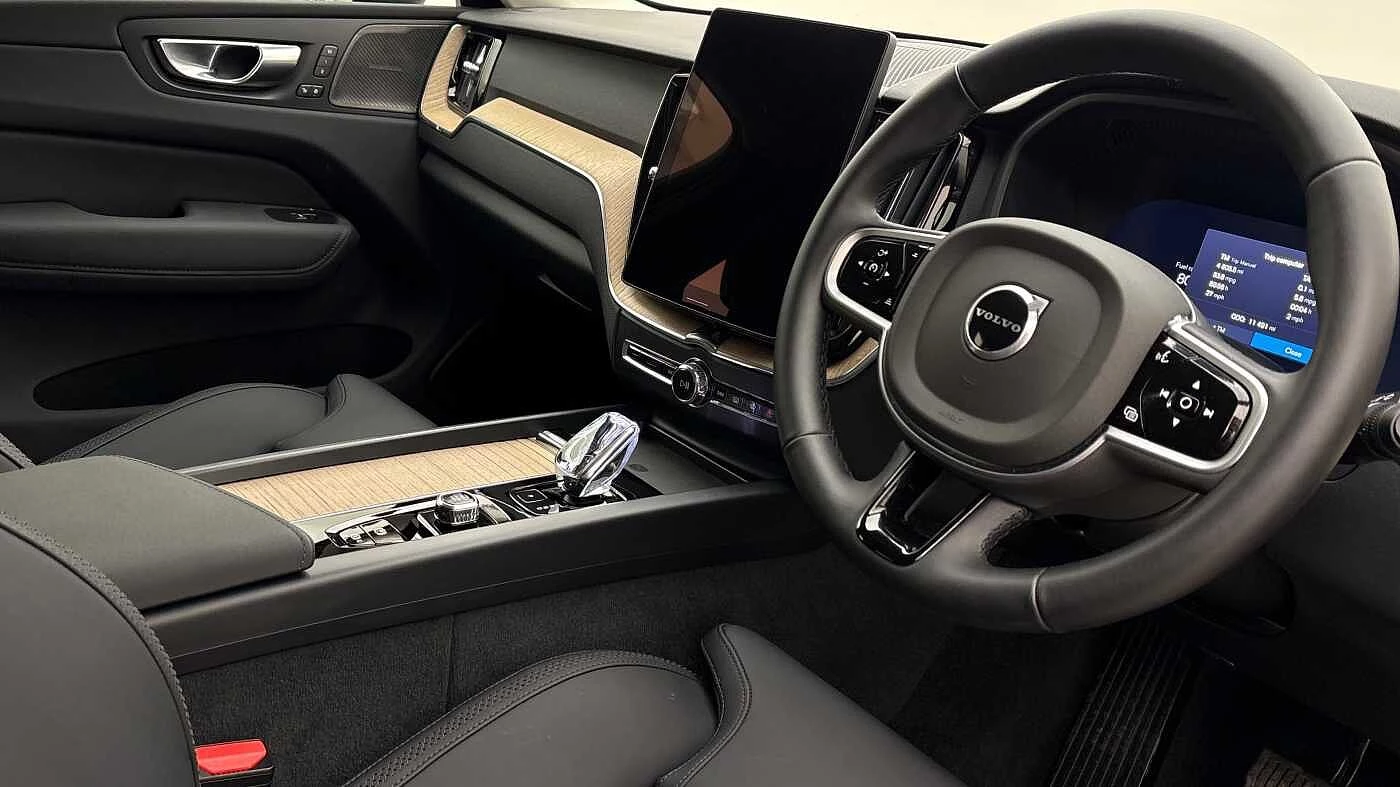 Volvo-XC60-image-8