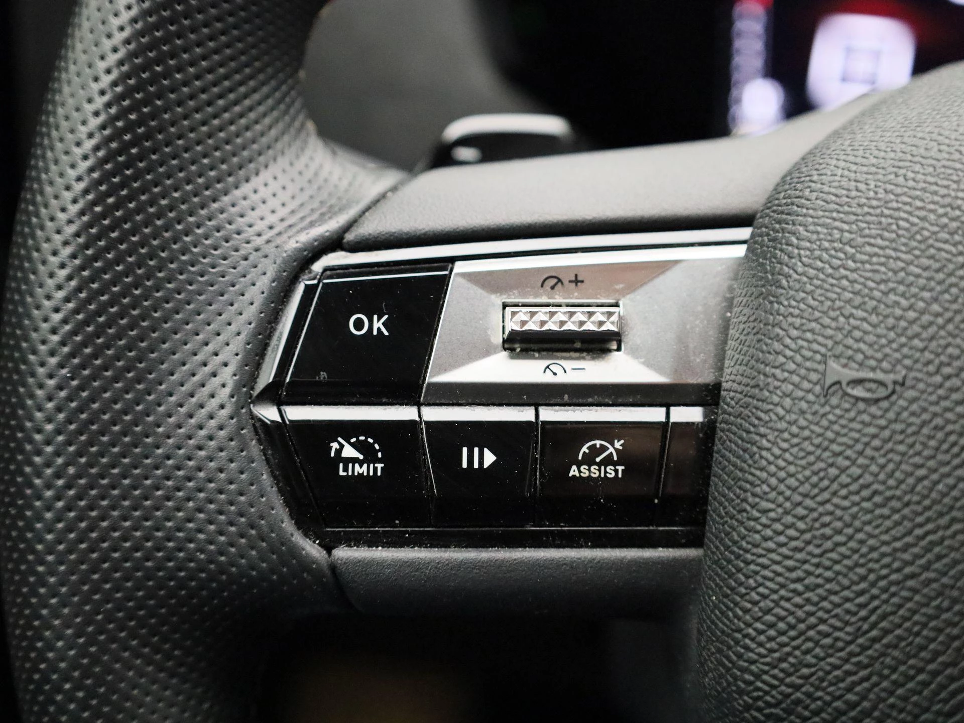 DS DS 4 PureTech 130 Auto Performance Line