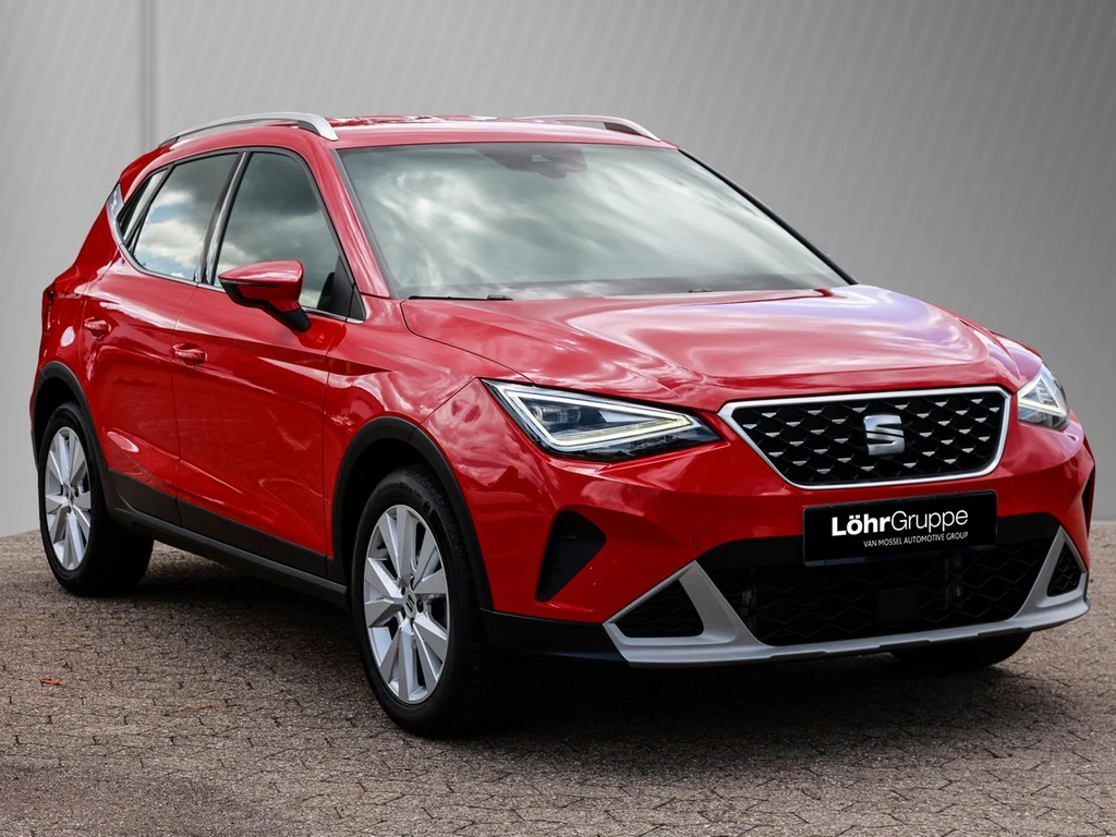 SEAT-Arona-image-2