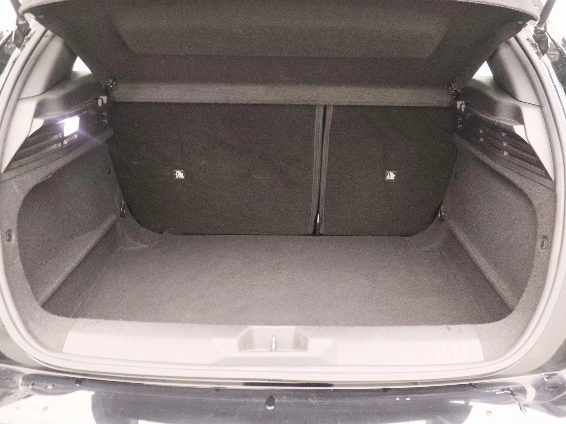 Opel-Astra-image-13