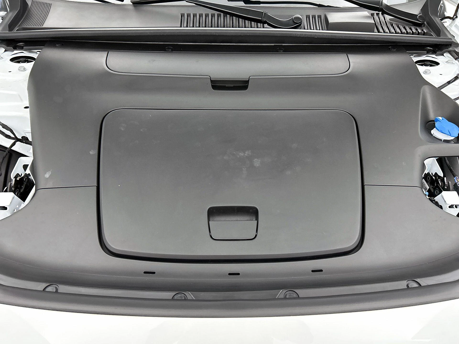 Volvo-EX30-image-28