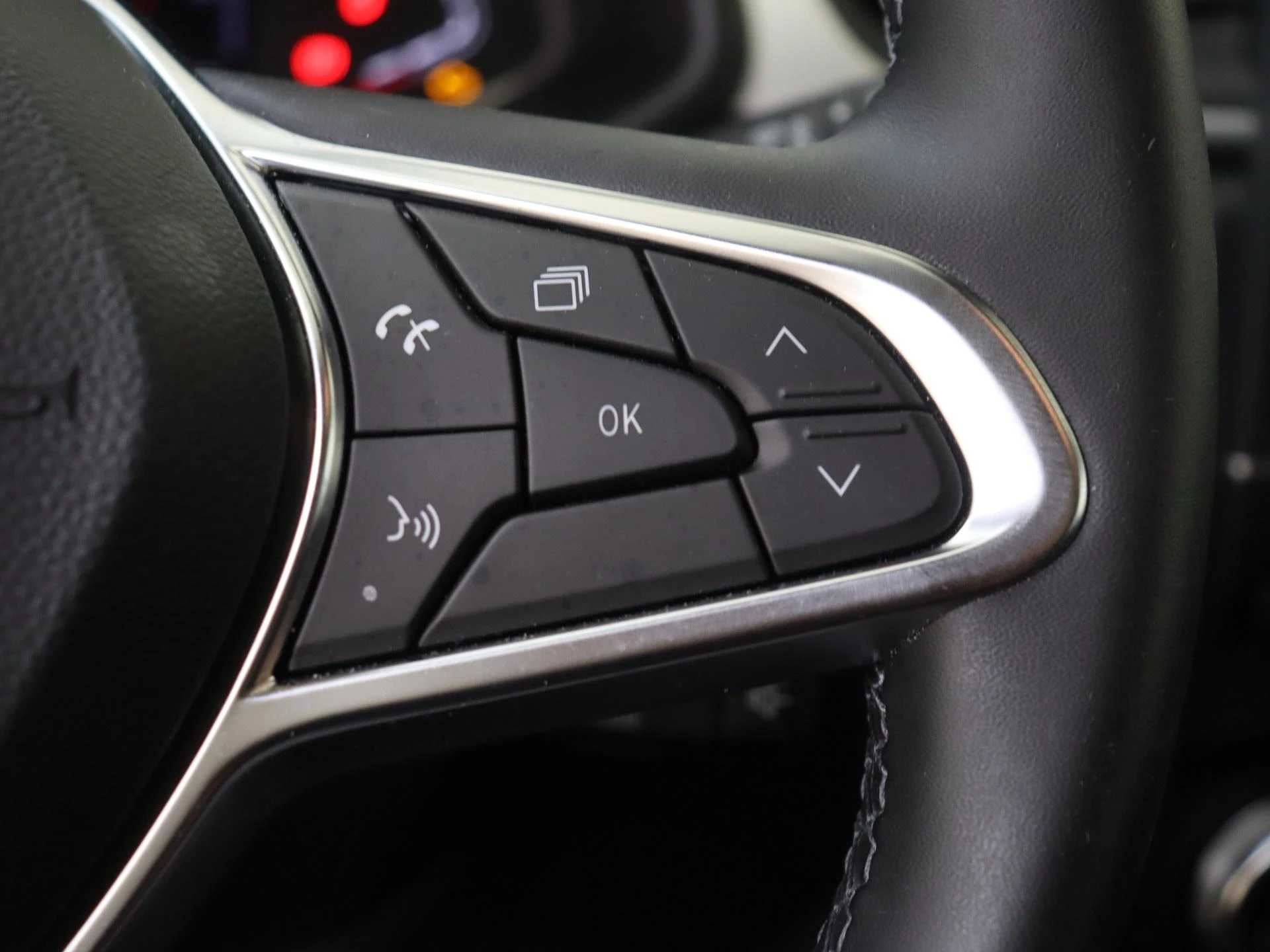 Renault-Captur-image-16