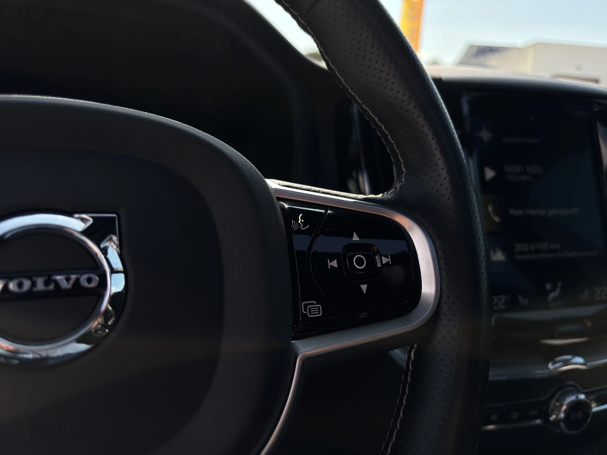 Volvo XC60 T5 AWD R-Design