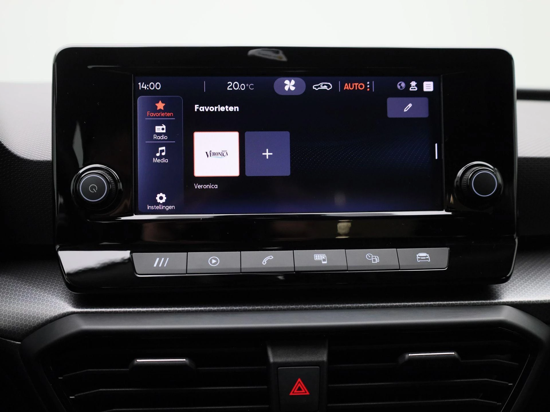 SEAT-Leon-image-16