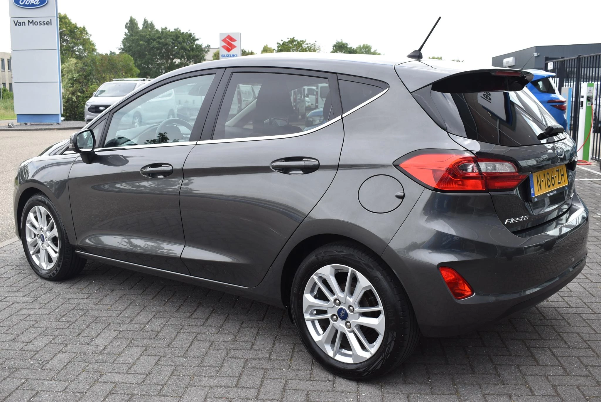 Ford Fiesta 1.0 EcoBoost Hybrid Titanium