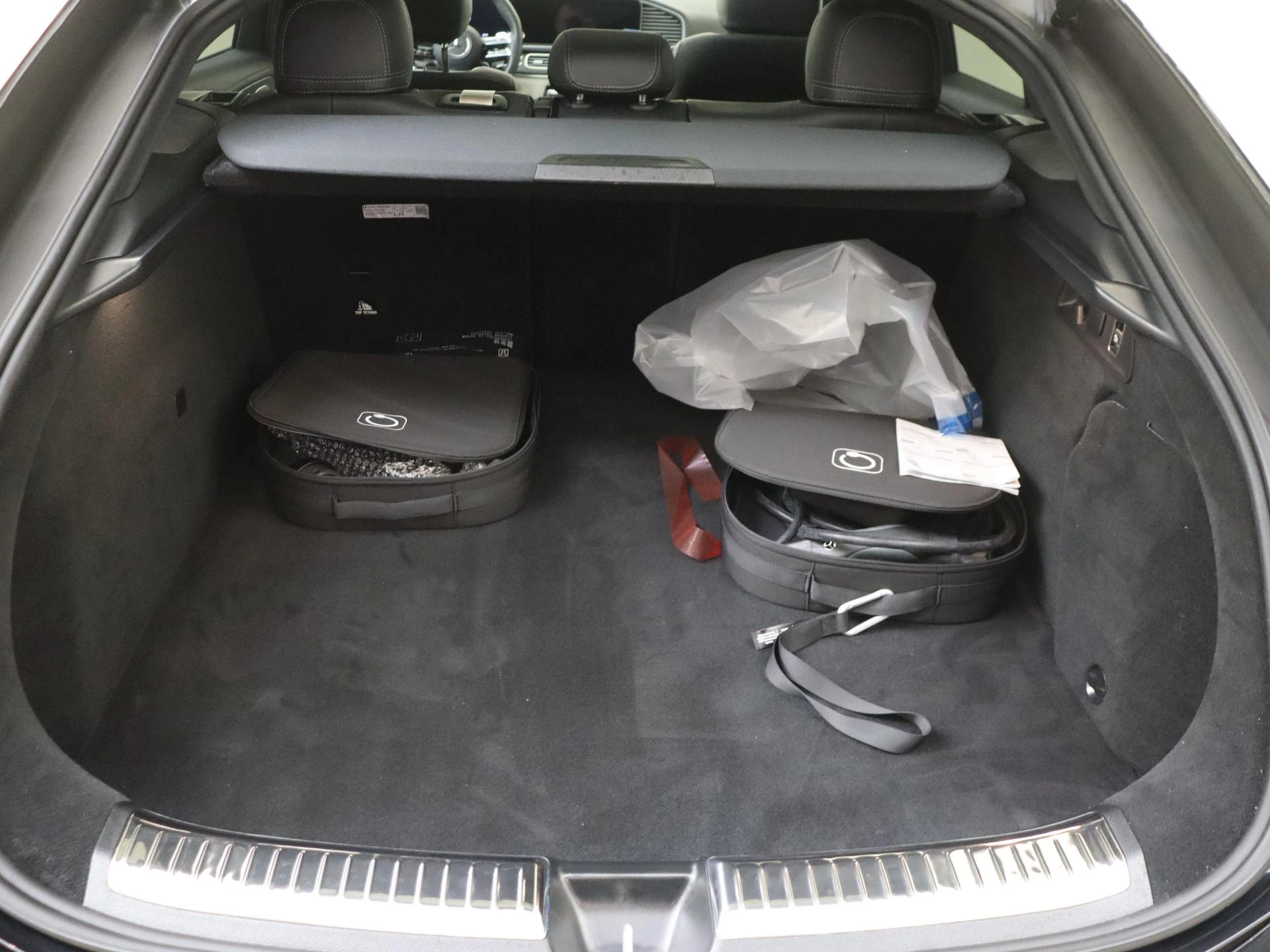 Mercedes-Benz-GLE-image-36