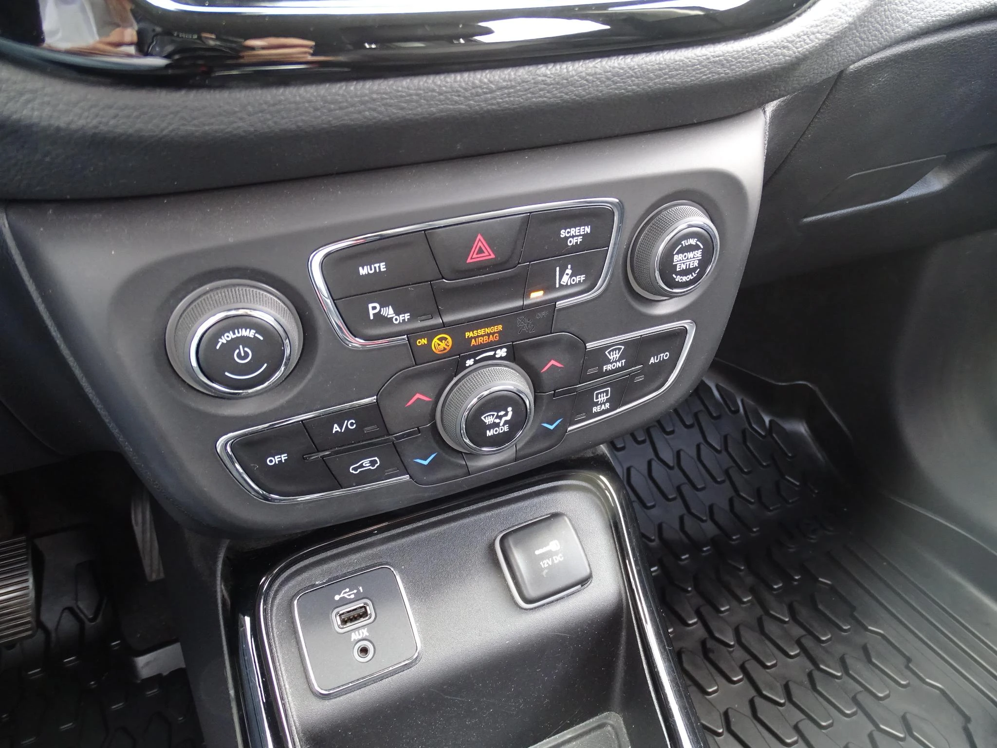 Jeep-Compass-image-19