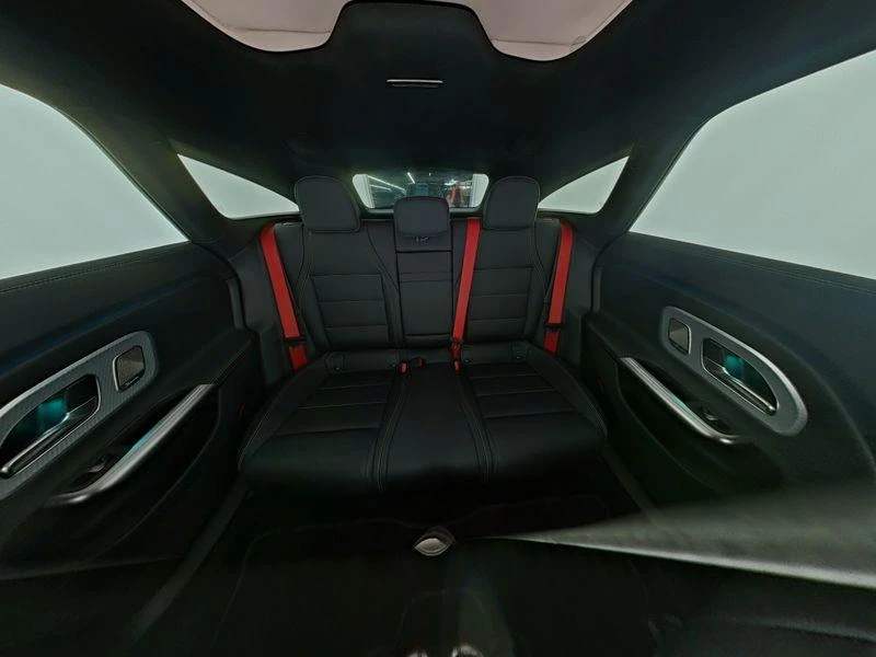 Mercedes-Benz-CLA-image-7