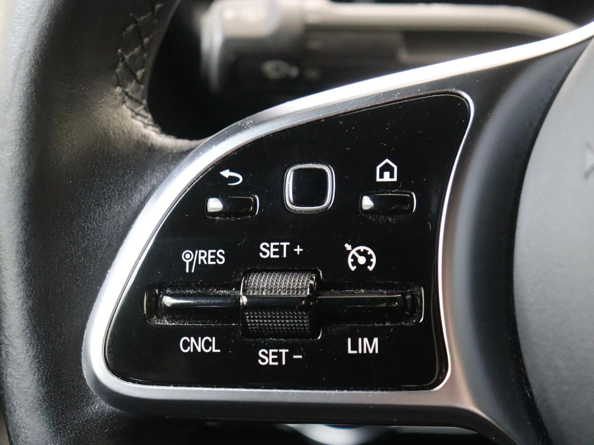 Mercedes-Benz A-Klasse 180 Business Solution