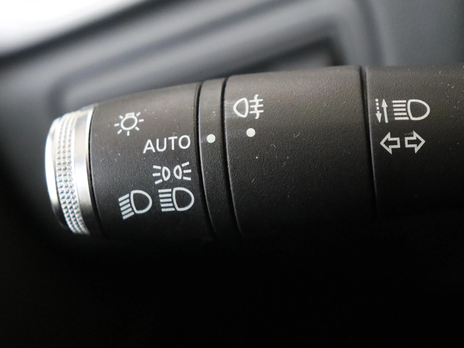 Renault-Captur-image-23