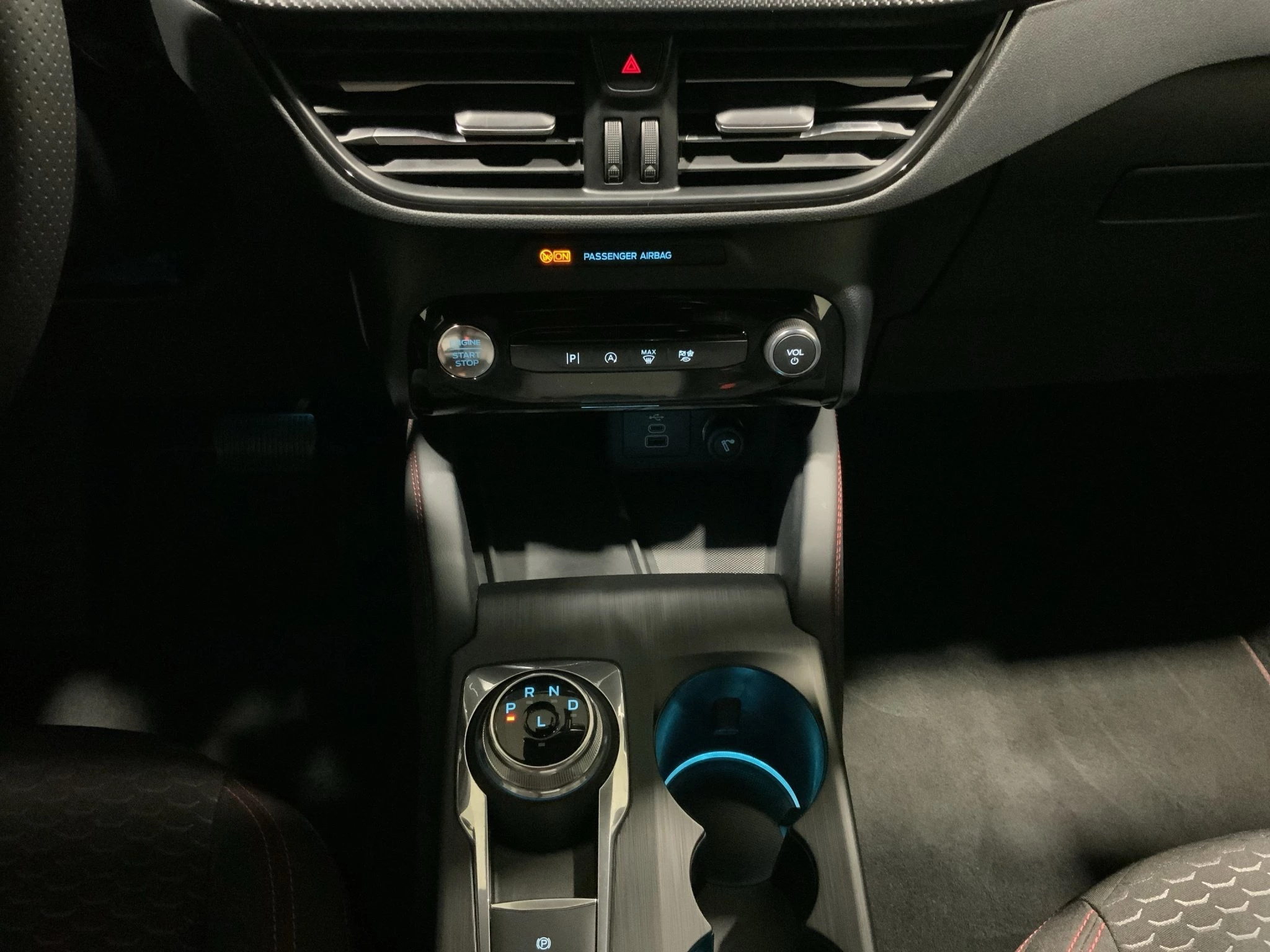 Ford Kuga ST-Line Aut.*KAM*LED-MATRIX*NAVI*GRA*WINTER-PKT.