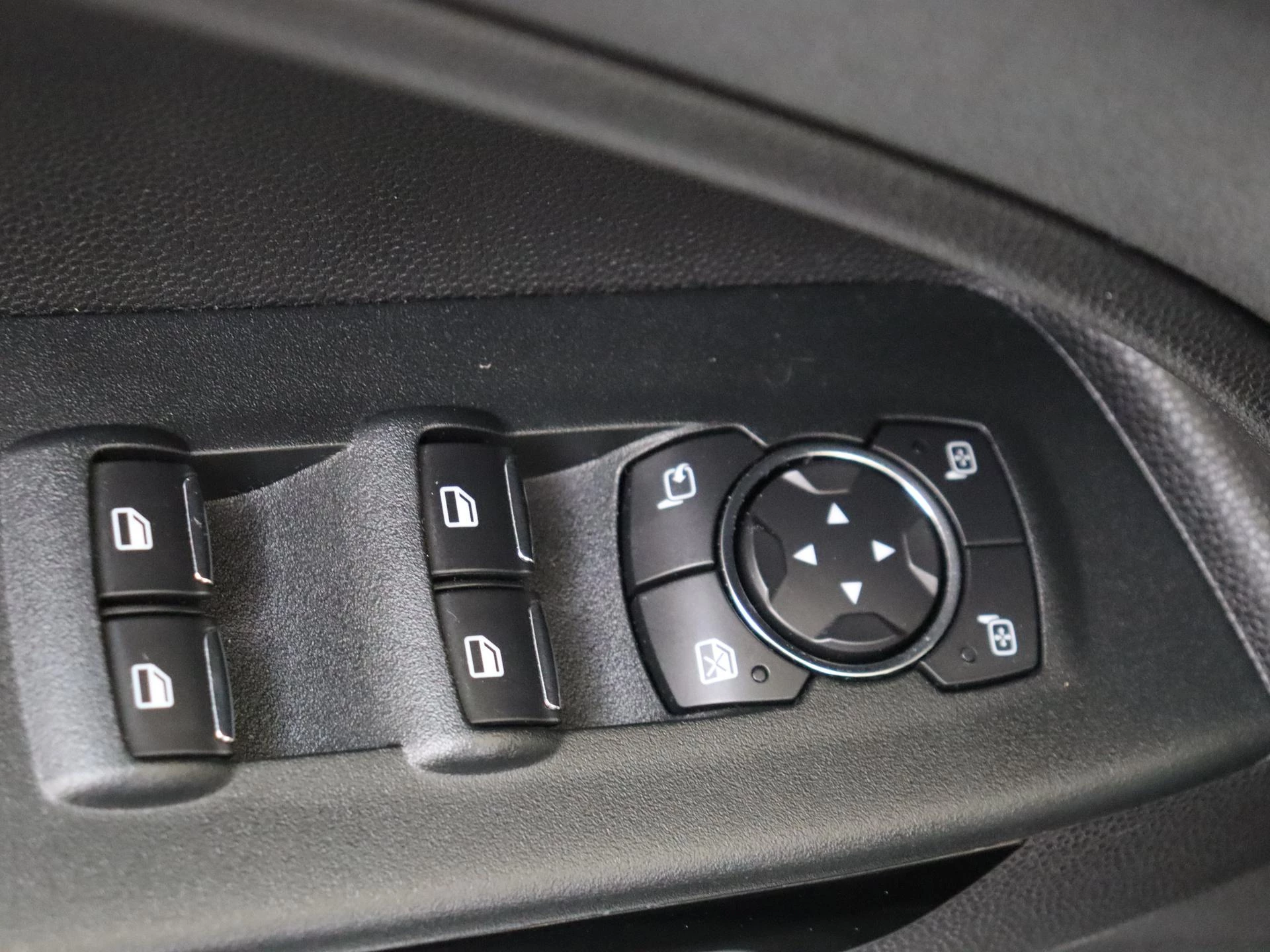 Ford-EcoSport-image-26
