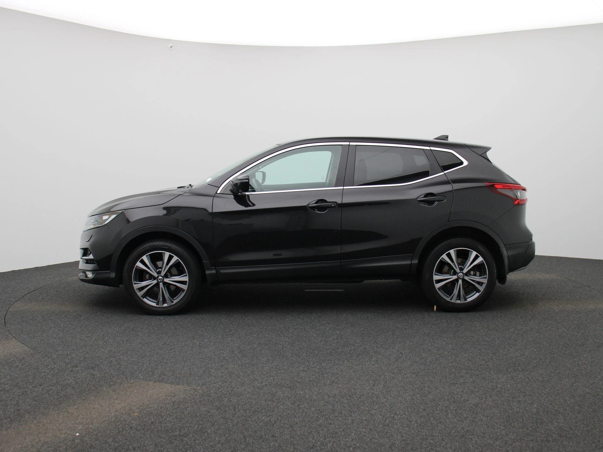 Nissan-QASHQAI-image-3