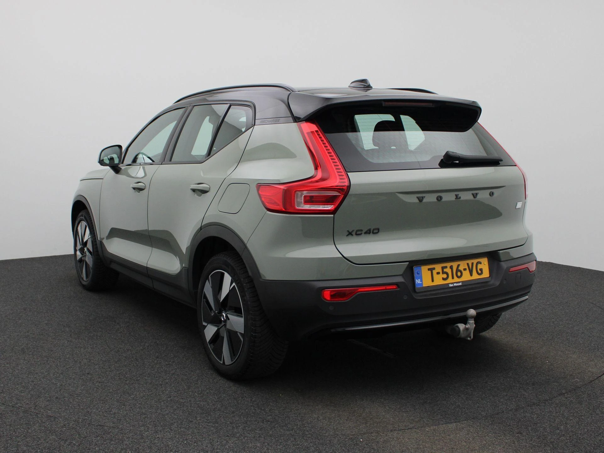Volvo-XC40-image-3