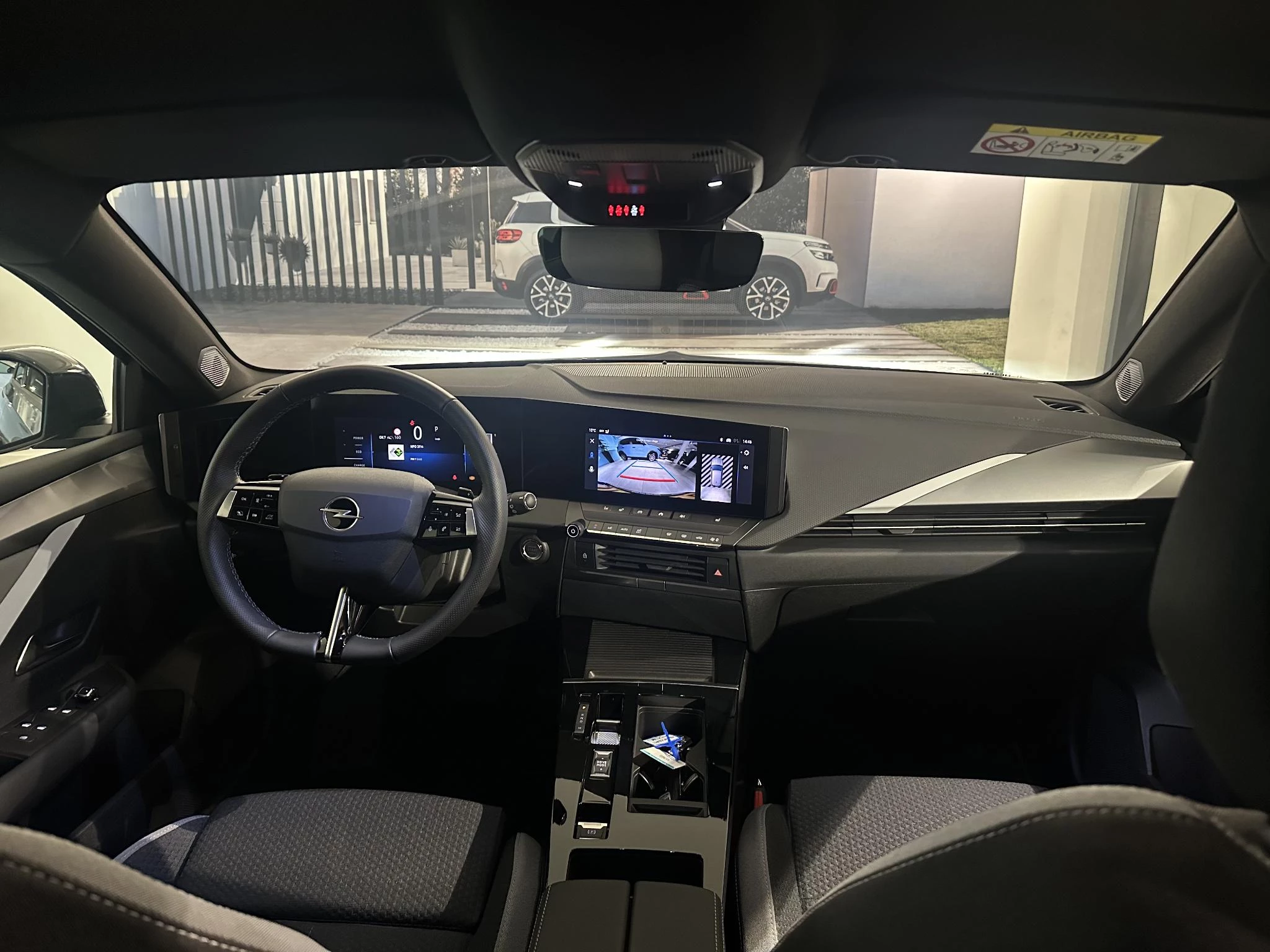 Opel-Astra-image-11