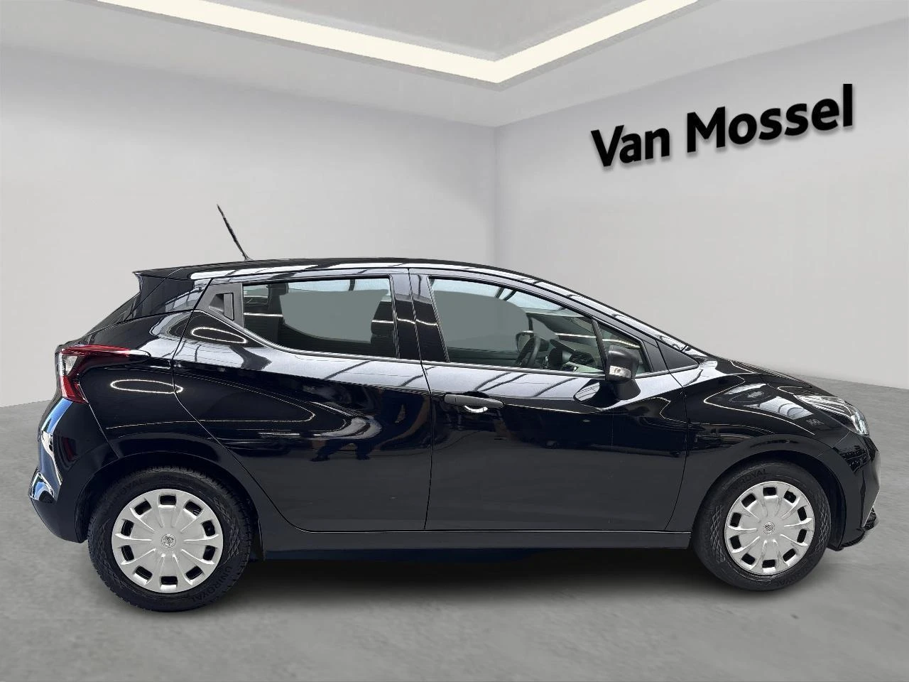Nissan-Micra-image-4