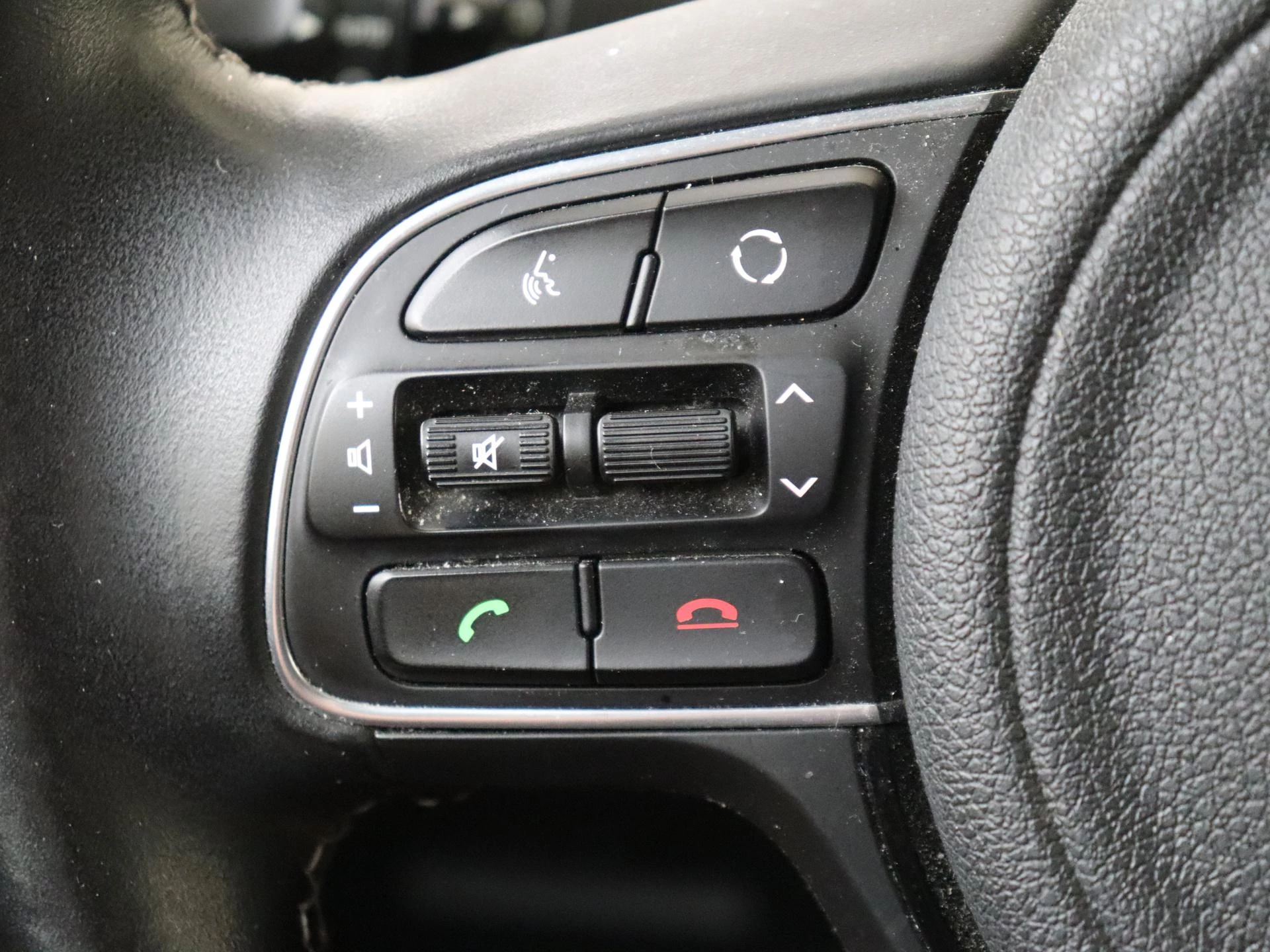 Kia-Niro-image-12