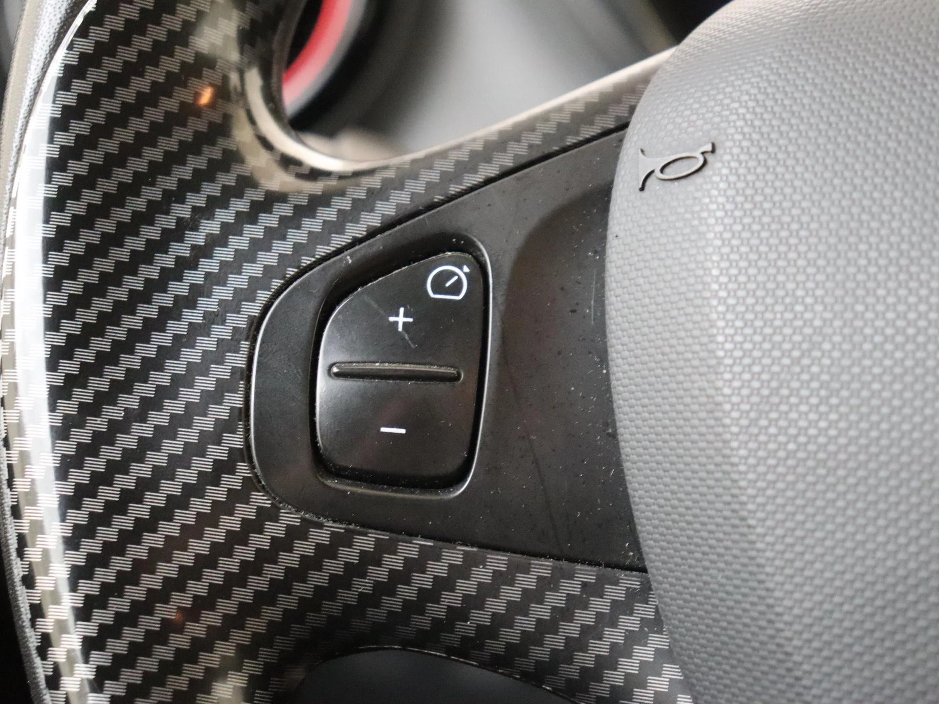 Renault-Captur-image-12