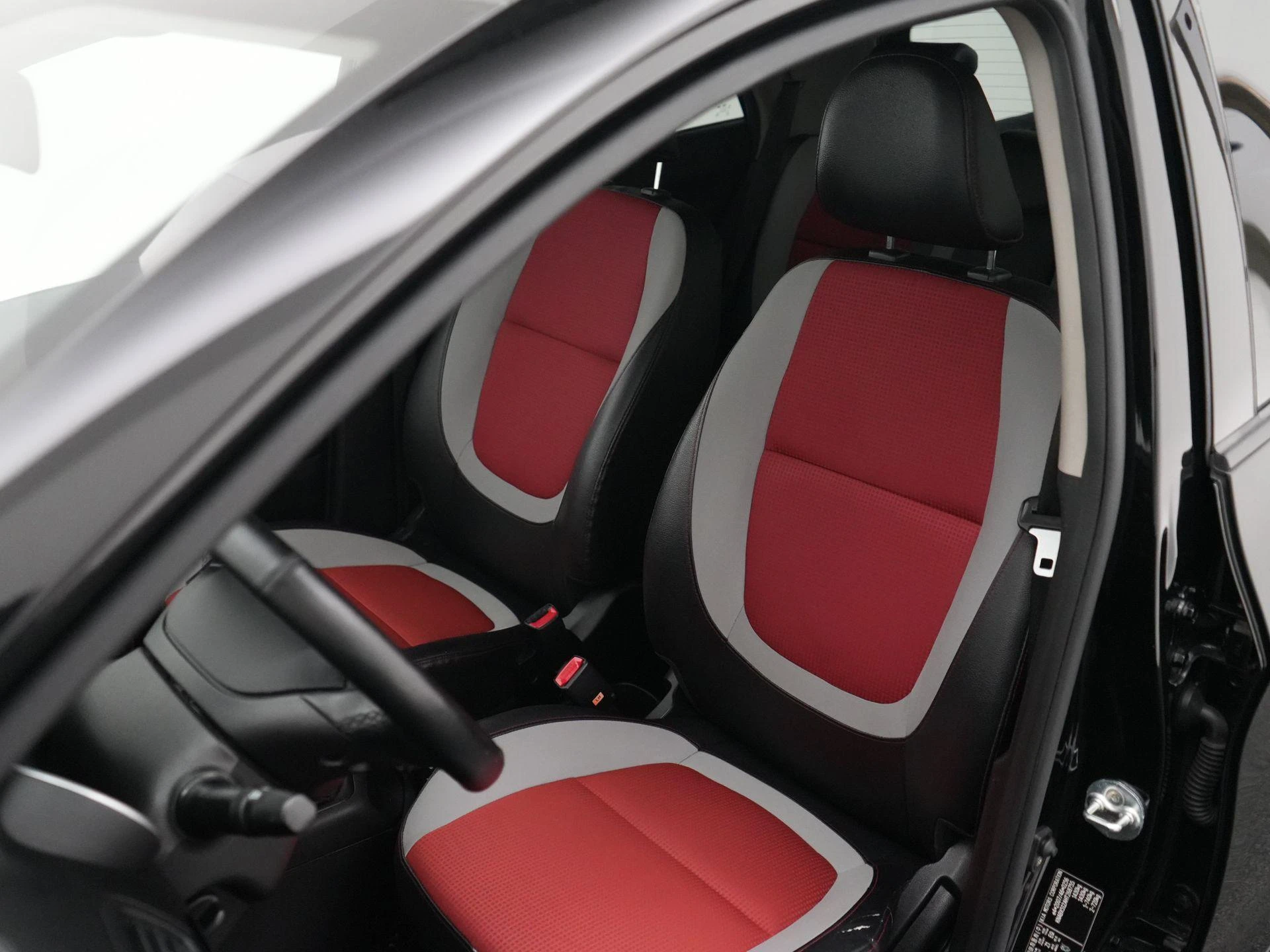 Kia-Picanto-image-7
