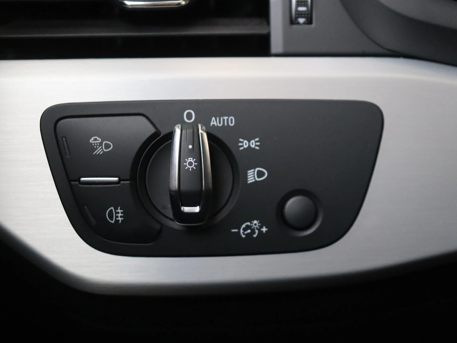 Audi-A4-image-21