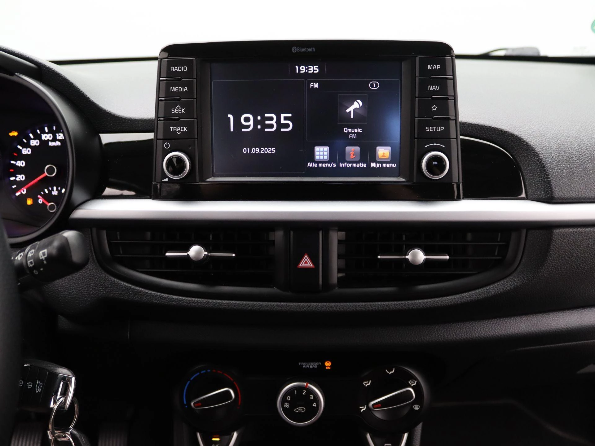 Kia-Picanto-image-10