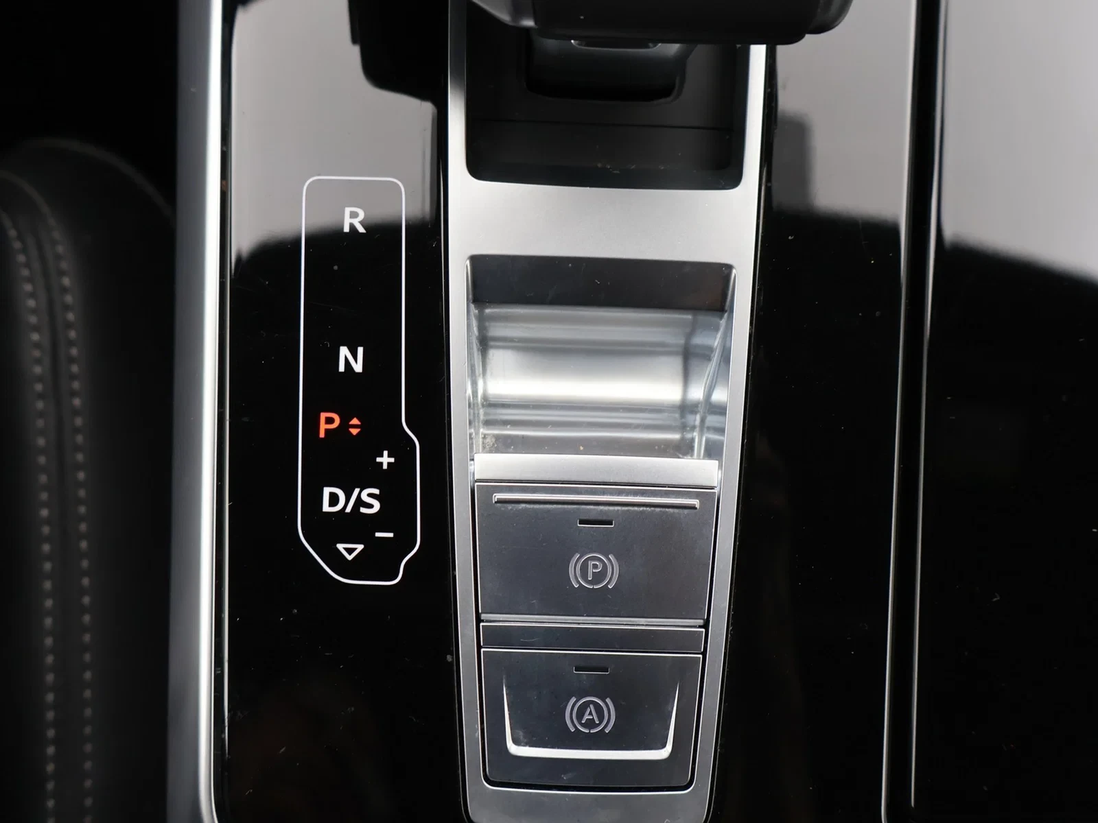 Audi Q7 Audi Q7 SUV PHEV S line 60TFSIe QUATTRO 490PK *AUTOMAAT*PANODAK*TREKHAAK*LEDER*SHADOW*SPORTZETELS*CA
