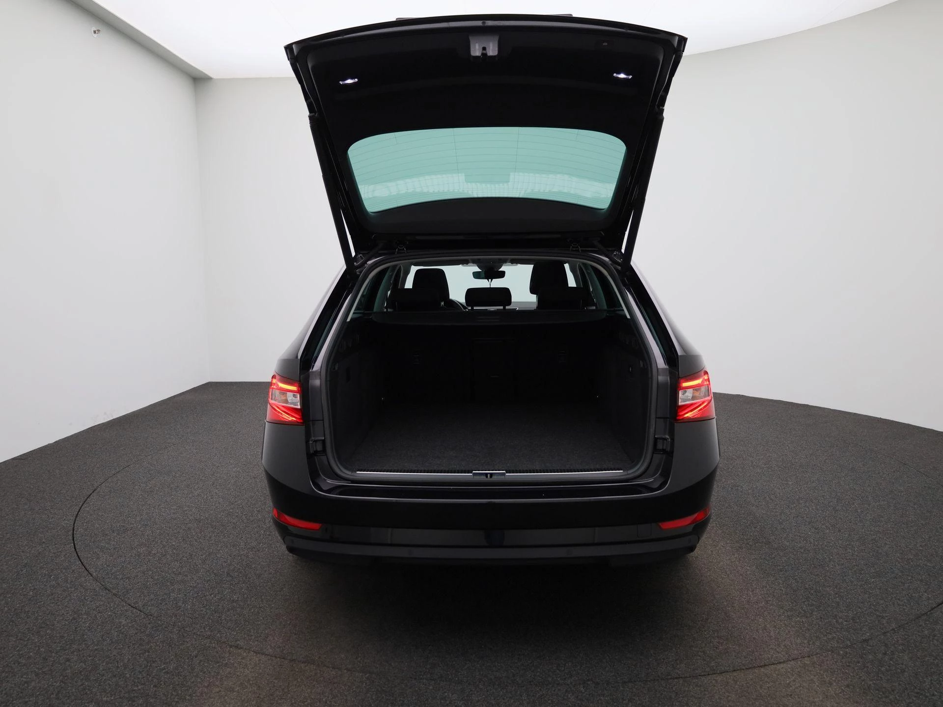 Škoda Superb Combi 1.4 TSI iV 160kW DSG6 Clever