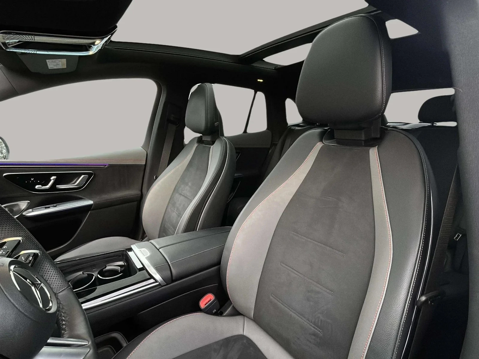 Mercedes-Benz-EQE-image-10