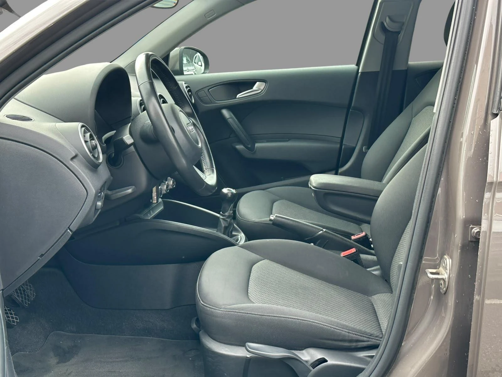 Audi-A1 Sportback-image-10