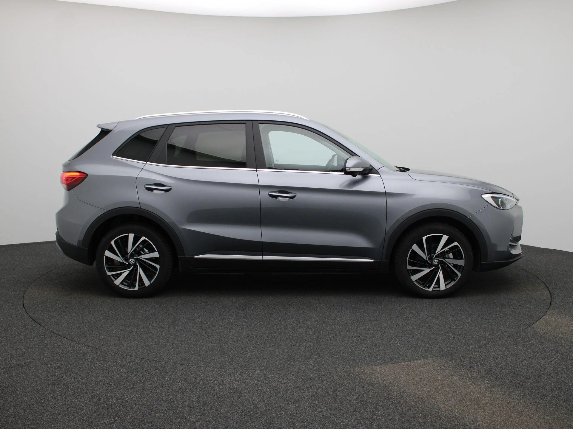 MG-ZS-image-5