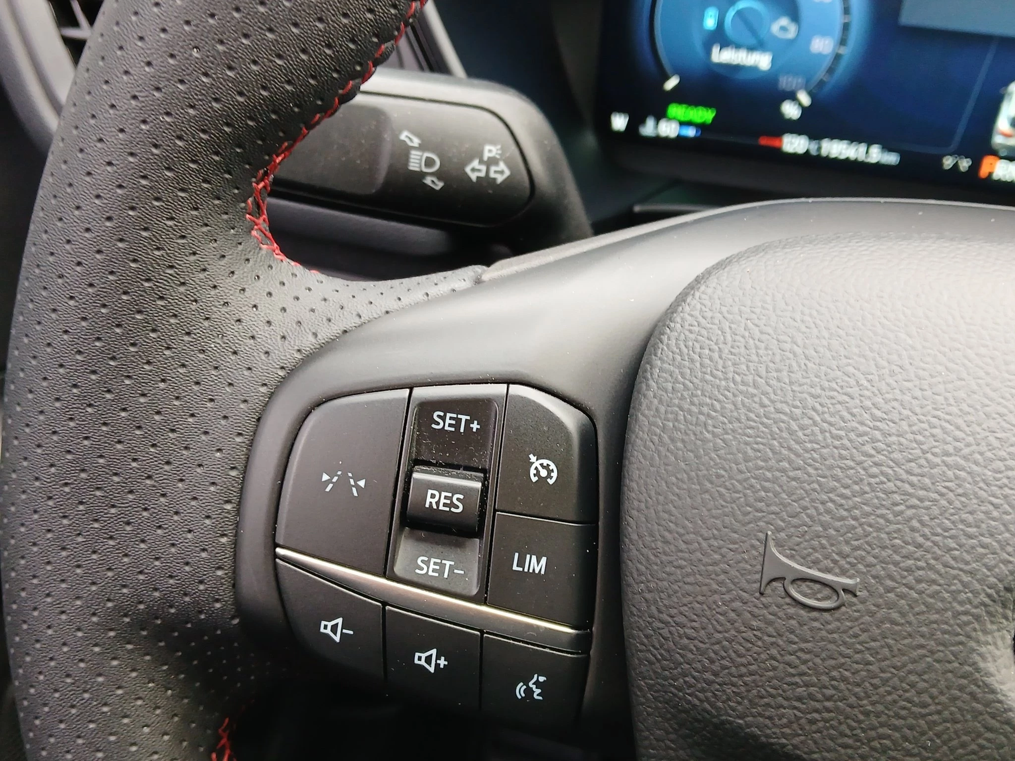 Ford Kuga ST-Line Plug-in*LED-MATRIX*KAM*NAVI*WINTER-PKT.