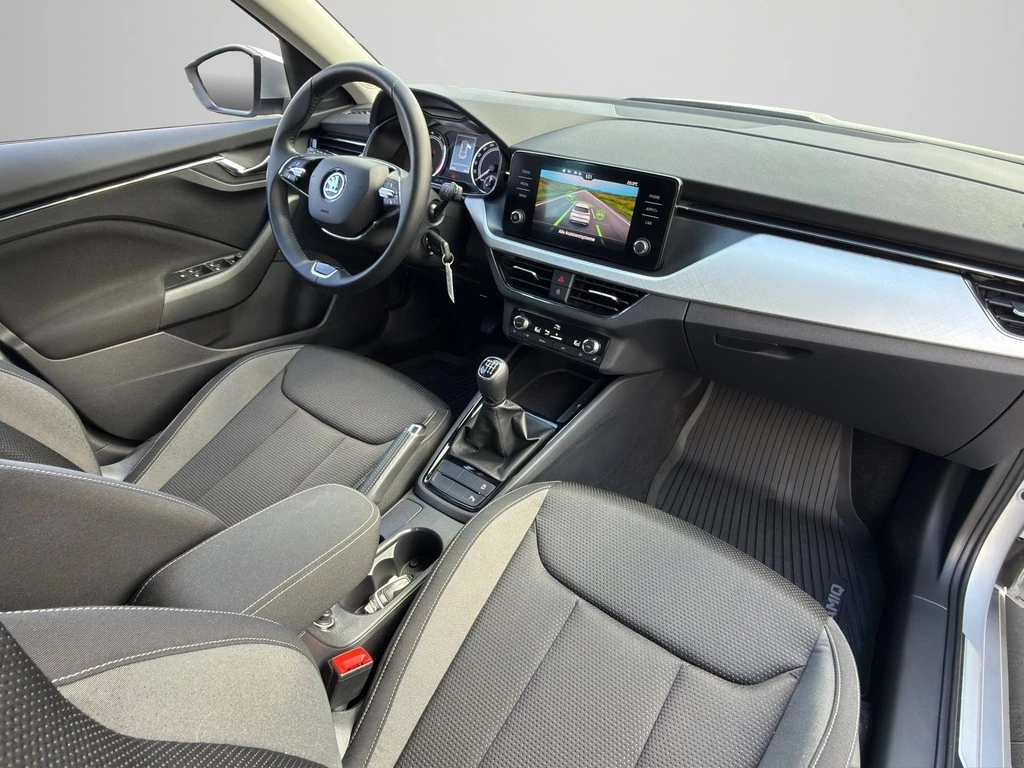 Škoda Kamiq 1.0 TSI Tour *KAMERA*LED*SITZHEIZUNG*